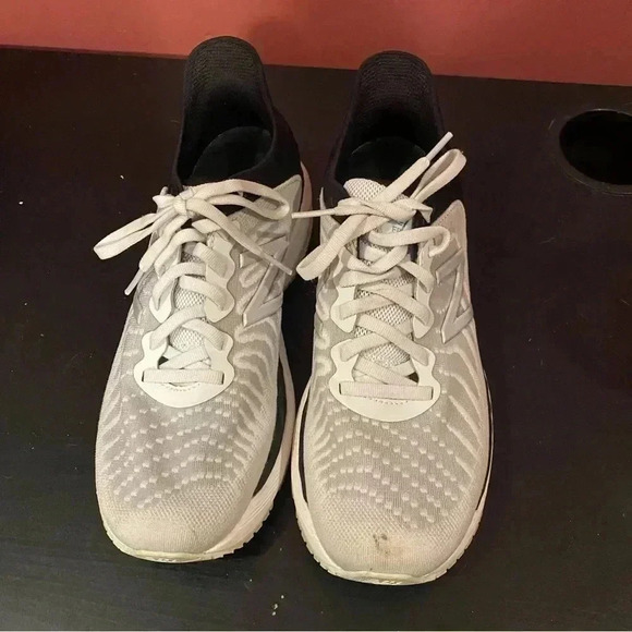 New Balance Running Shoes - Picture 1 of 8